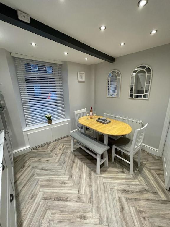 Quirky Cottage In The Centre Of Penrith With A Hot Tub Exterior foto